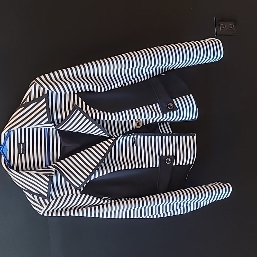 Point Zero Black and white Stripe Blazer Large